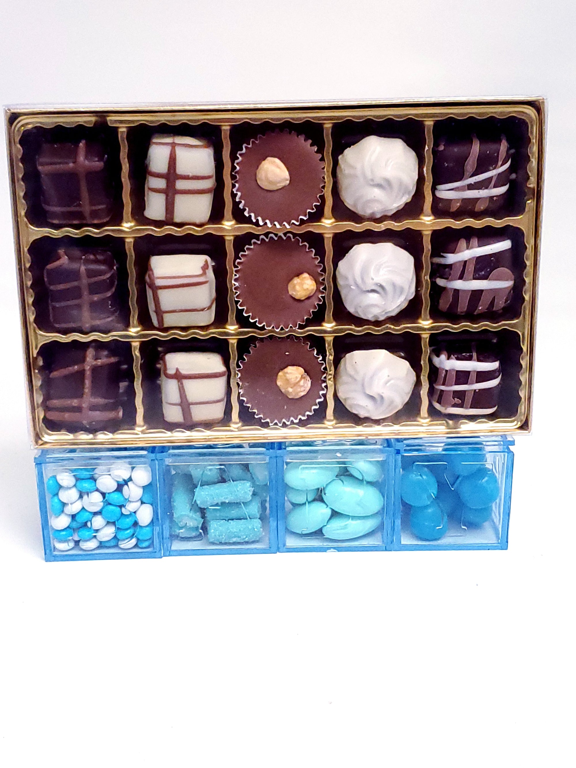BABY BOY 15PC P CHOCO WITH CUBS